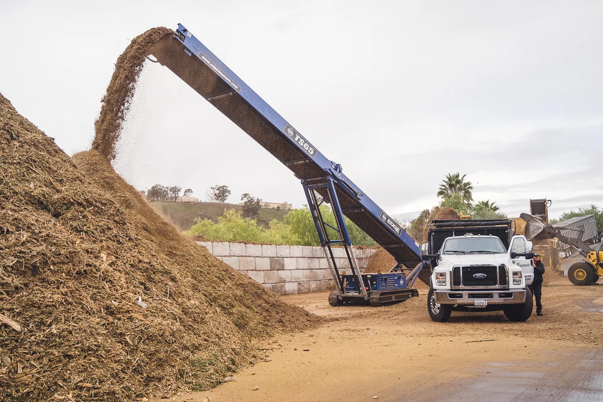 EcoMulch producing Mulch from trees