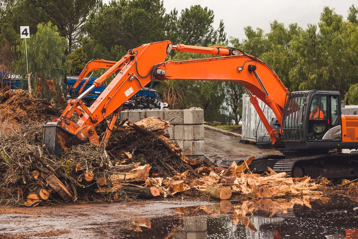 EcoMulch Recycling Logs into Mulch